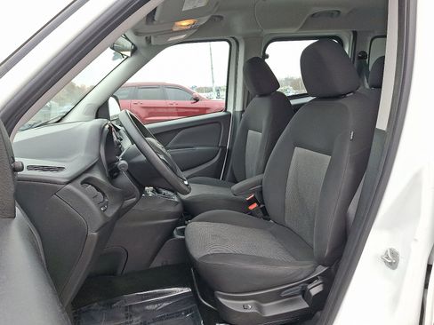 Used 2022 RAM ProMaster City Wagon image 14