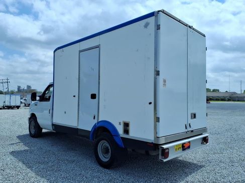 Used 2023 Ford E-350 and Econoline 350 Super Duty w/ Power Windows & Locks Group RWD image 12