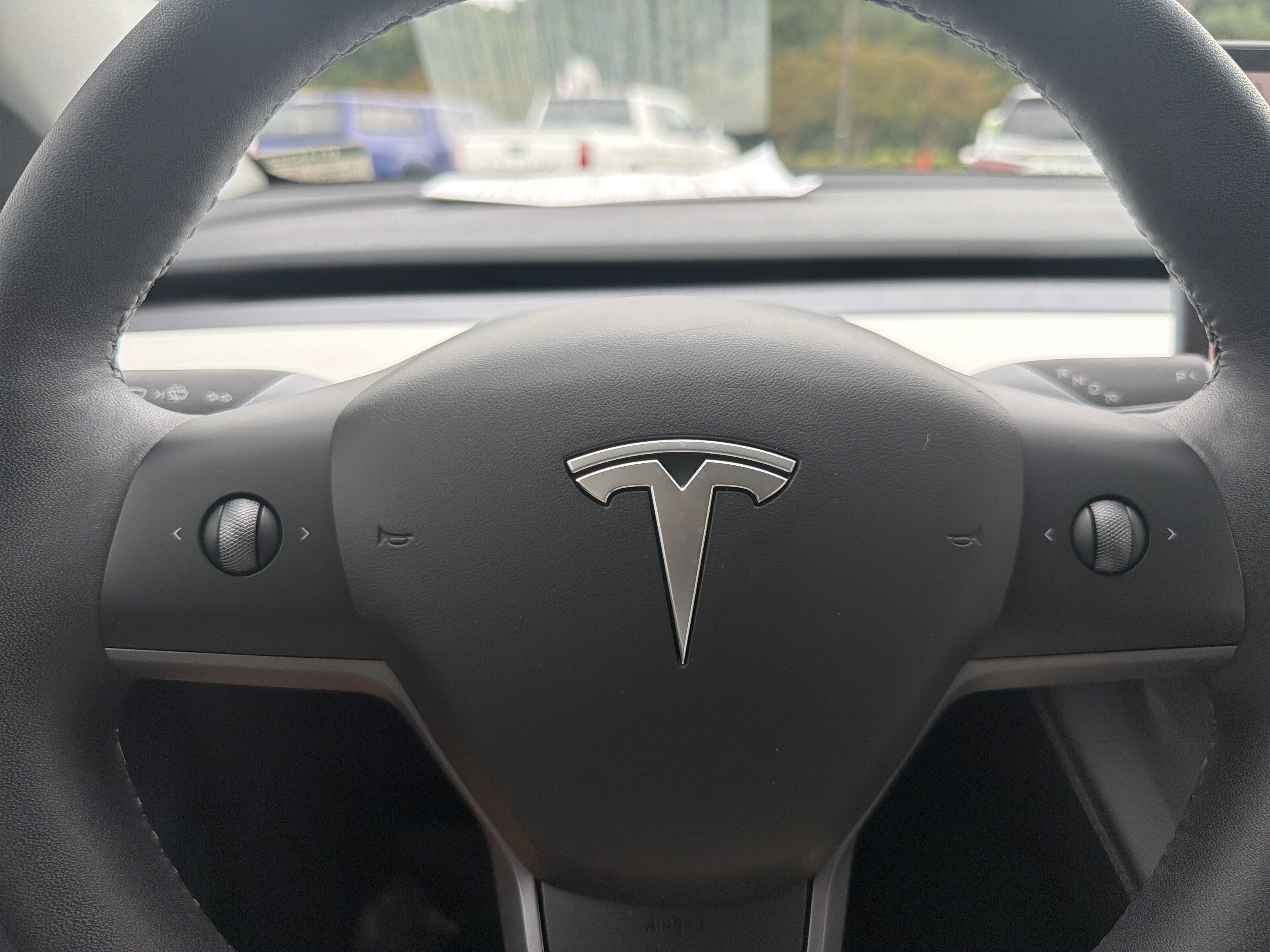 Used 2023 Tesla Model Y Long Range AWD/4WD image 9