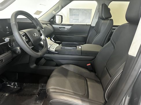 New 2026 INFINITI QX80 Luxe w/ Cargo Package AWD/4WD image 16