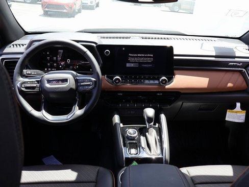 New 2025 GMC Canyon AT4 w/ Nightfall Edition image 15