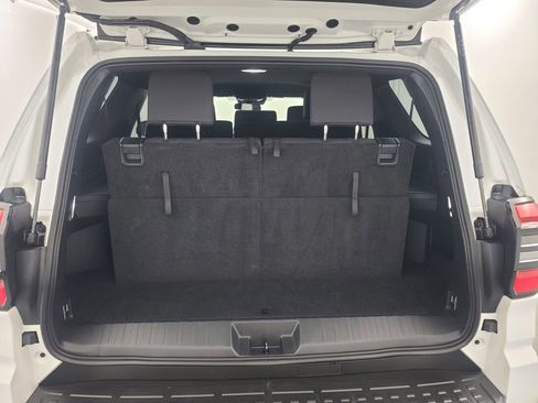 Used 2025 Toyota 4Runner SR5 image 16