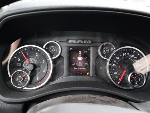 New 2026 RAM 2500 Big Horn AWD/4WD image 13