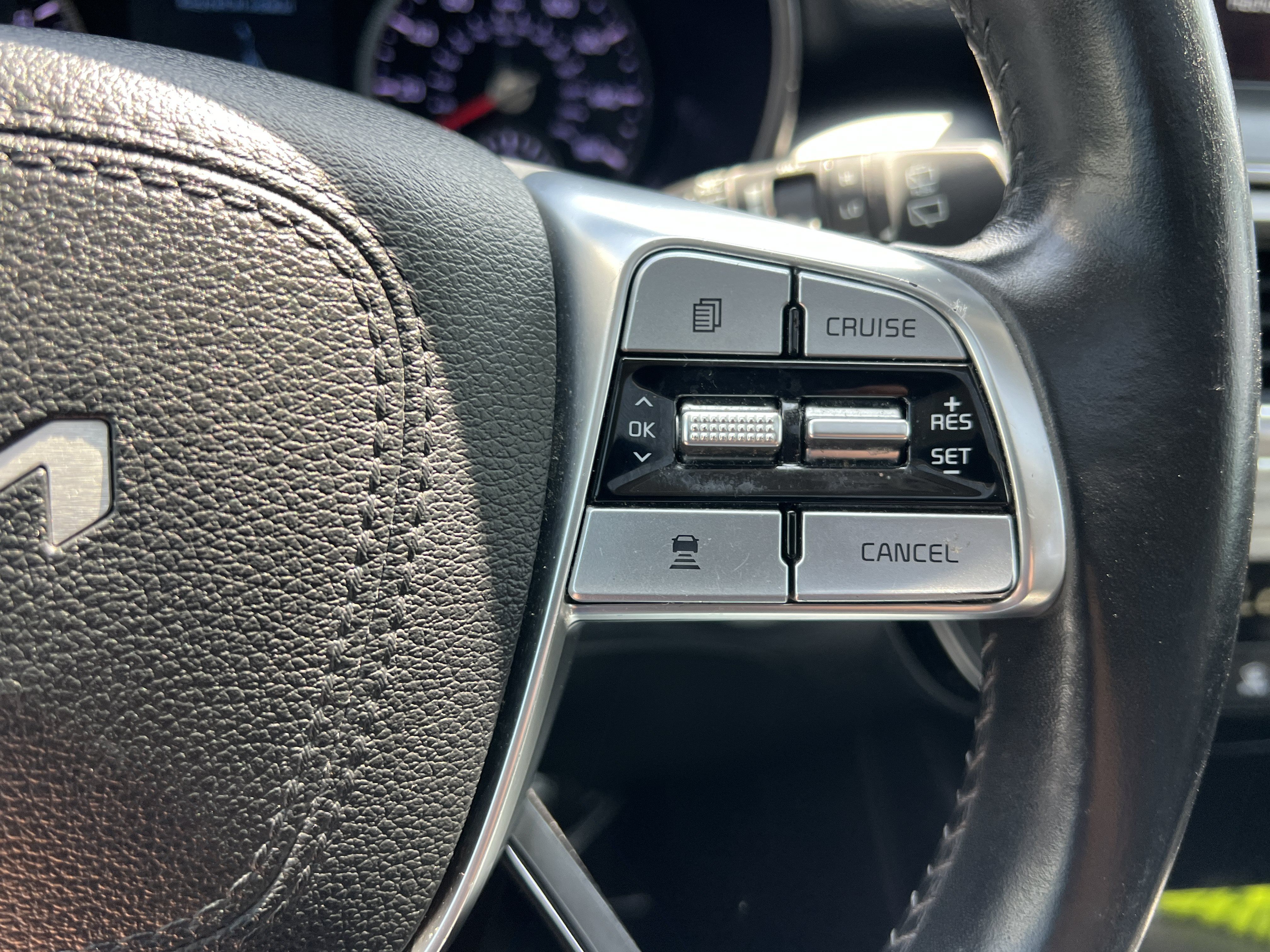 Used 2022 Kia Telluride S FWD image 27