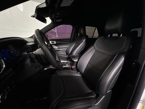 Used 2020 Ford Explorer ST w/ Premium Technology Package AWD/4WD image 13