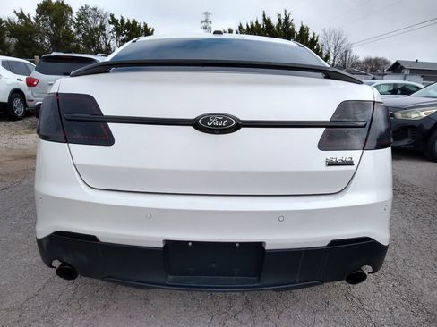 Used 2013 Ford Taurus SHO image 7