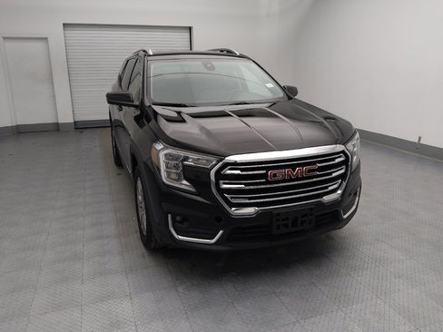 Used 2024 GMC Terrain SLT image 14