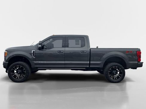 Used 2019 Ford F250 Platinum w/ Platinum Ultimate Package image 2