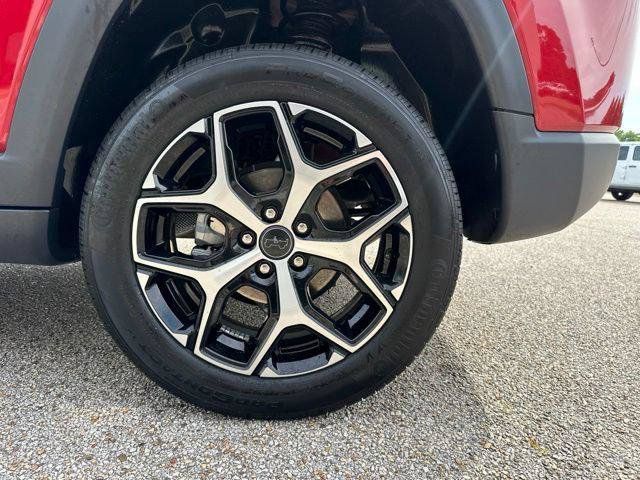 Certified 2025 Jeep Compass Limited AWD/4WD image 50
