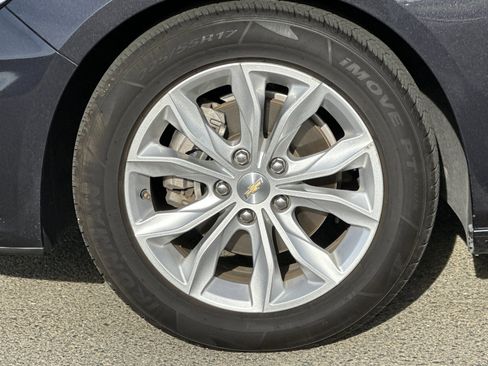 Used 2023 Chevrolet Malibu LT image 31