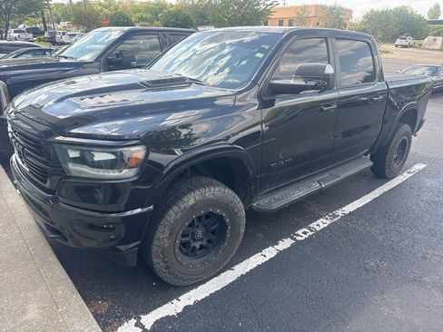 Used 2021 RAM 1500 Laramie AWD/4WD image 2