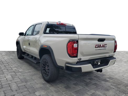New 2026 GMC Canyon Elevation w/ Convenience Package RWD image 4