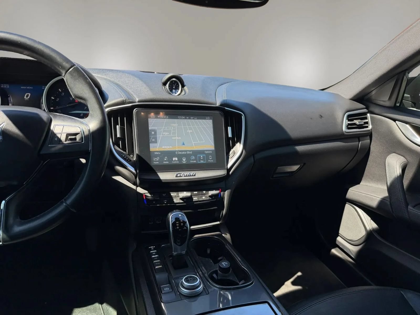 Used 2018 Maserati Ghibli RWD image 22