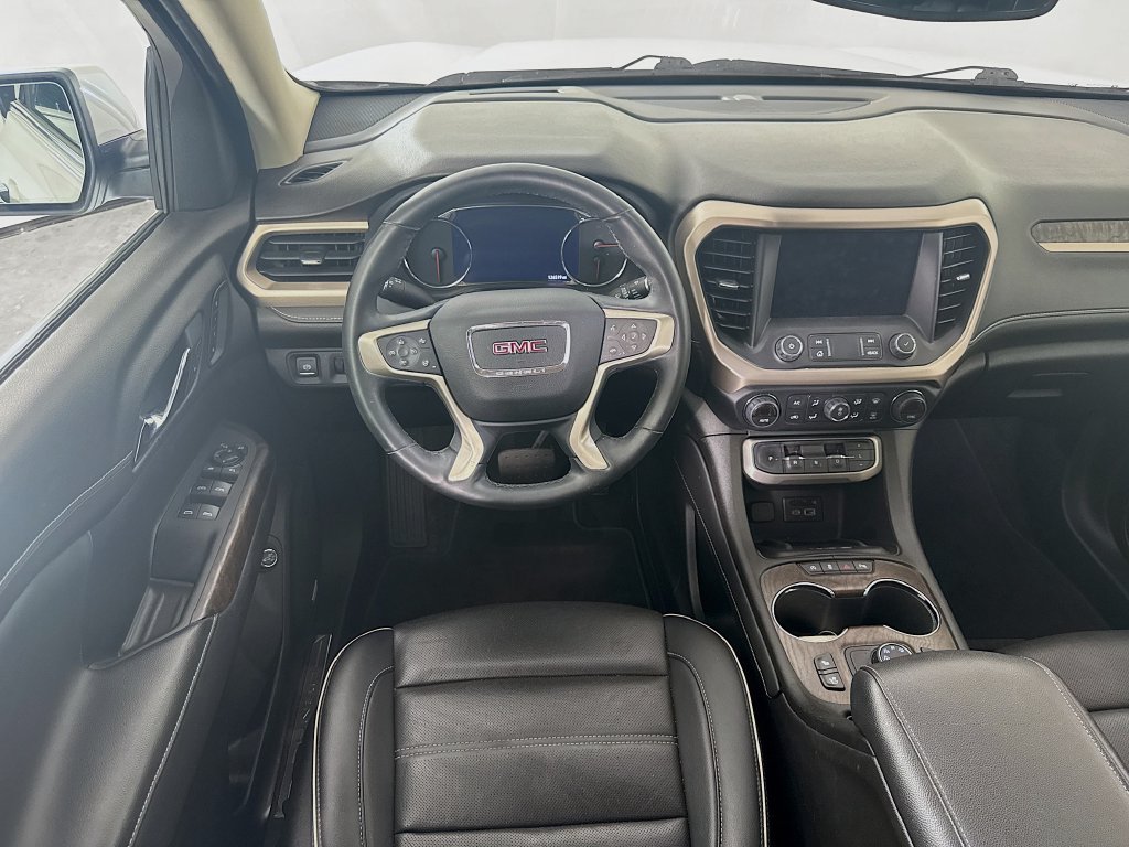 Used 2023 GMC Acadia Denali w/ Trailering Package AWD/4WD image 25