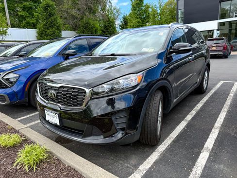 Used 2019 Kia Sorento AWD w/ LX Convenience Package image 3