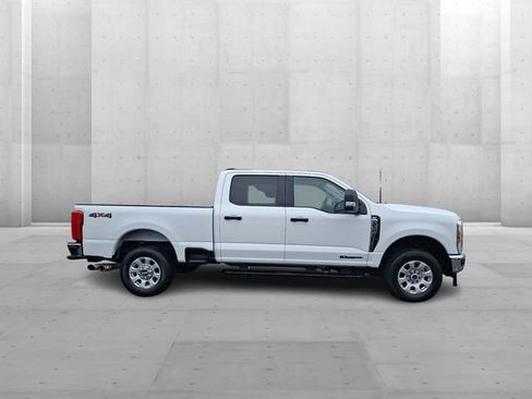 Used 2024 Ford F250 XLT AWD/4WD image 7