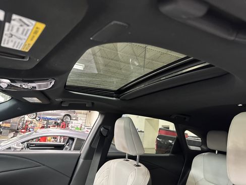 Used 2023 Lexus RX 350 Premium w/ Cold Area Package image 10