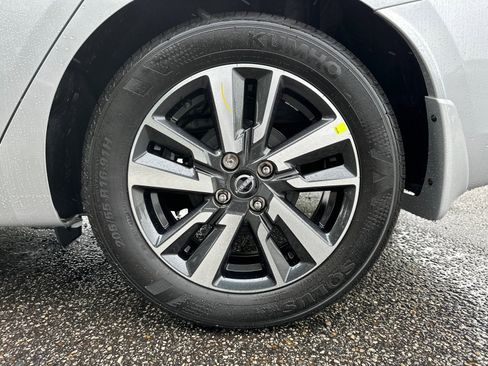 New 2025 Nissan Versa SV w/ Trunk Package image 19