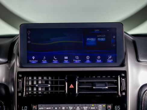 Used 2023 Lexus GX 460 Premium w/ Premium Package AWD/4WD image 33