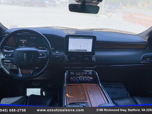Used 2019 Lincoln Navigator Reserve AWD/4WD image 15