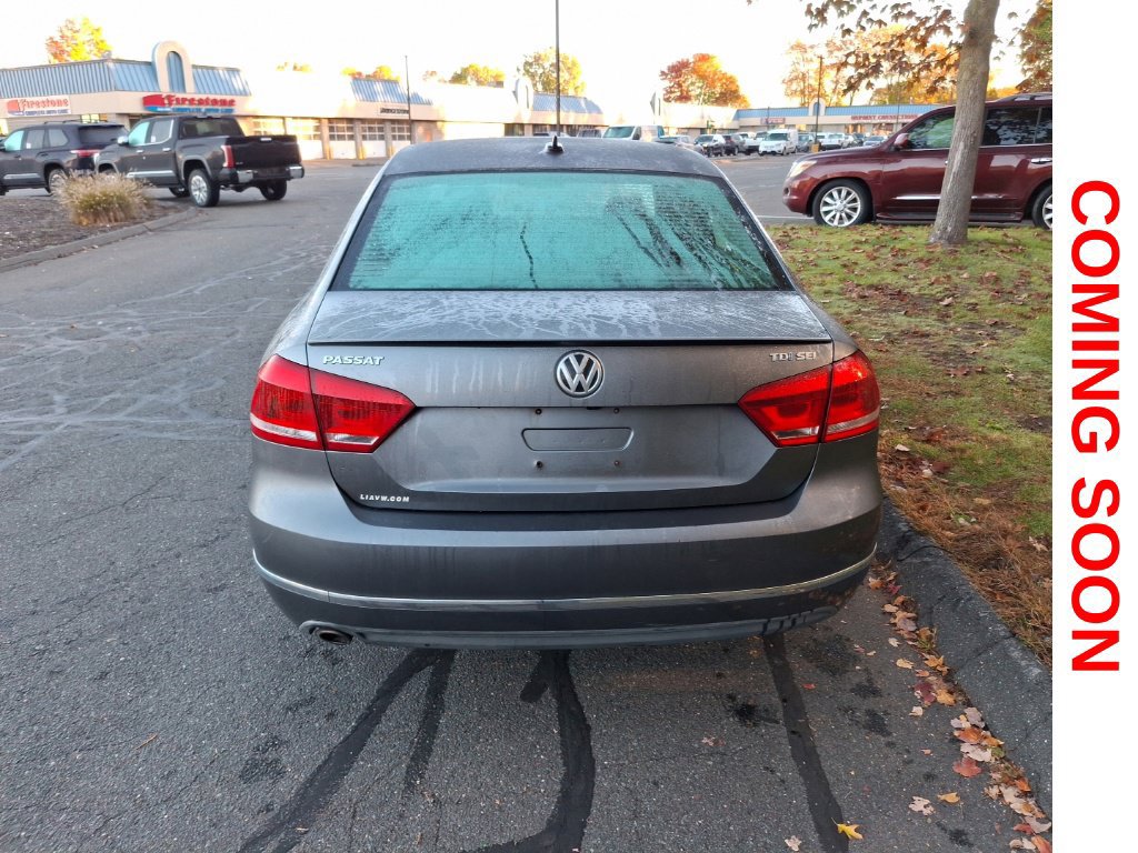 Used 2013 Volkswagen Passat TDI SEL Premium FWD image 7