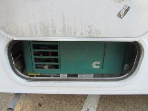 Used 2017 Ford E-450 and Econoline 450 Super Duty w/ Motorhome Prep Package image 15