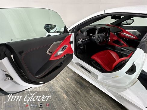 Used 2022 Chevrolet Corvette Stingray w/ Z51 Performance Package image 13