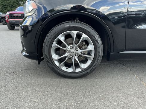 Used 2019 Dodge Durango R/T w/ Technology Group AWD/4WD image 9
