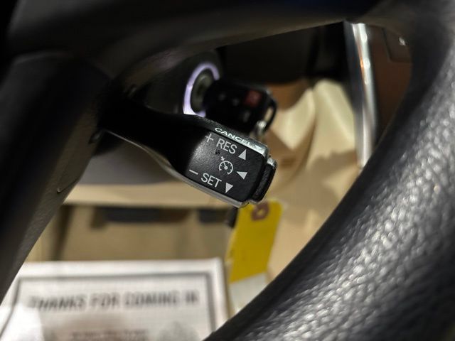 Used 2015 Toyota Camry LE FWD image 27