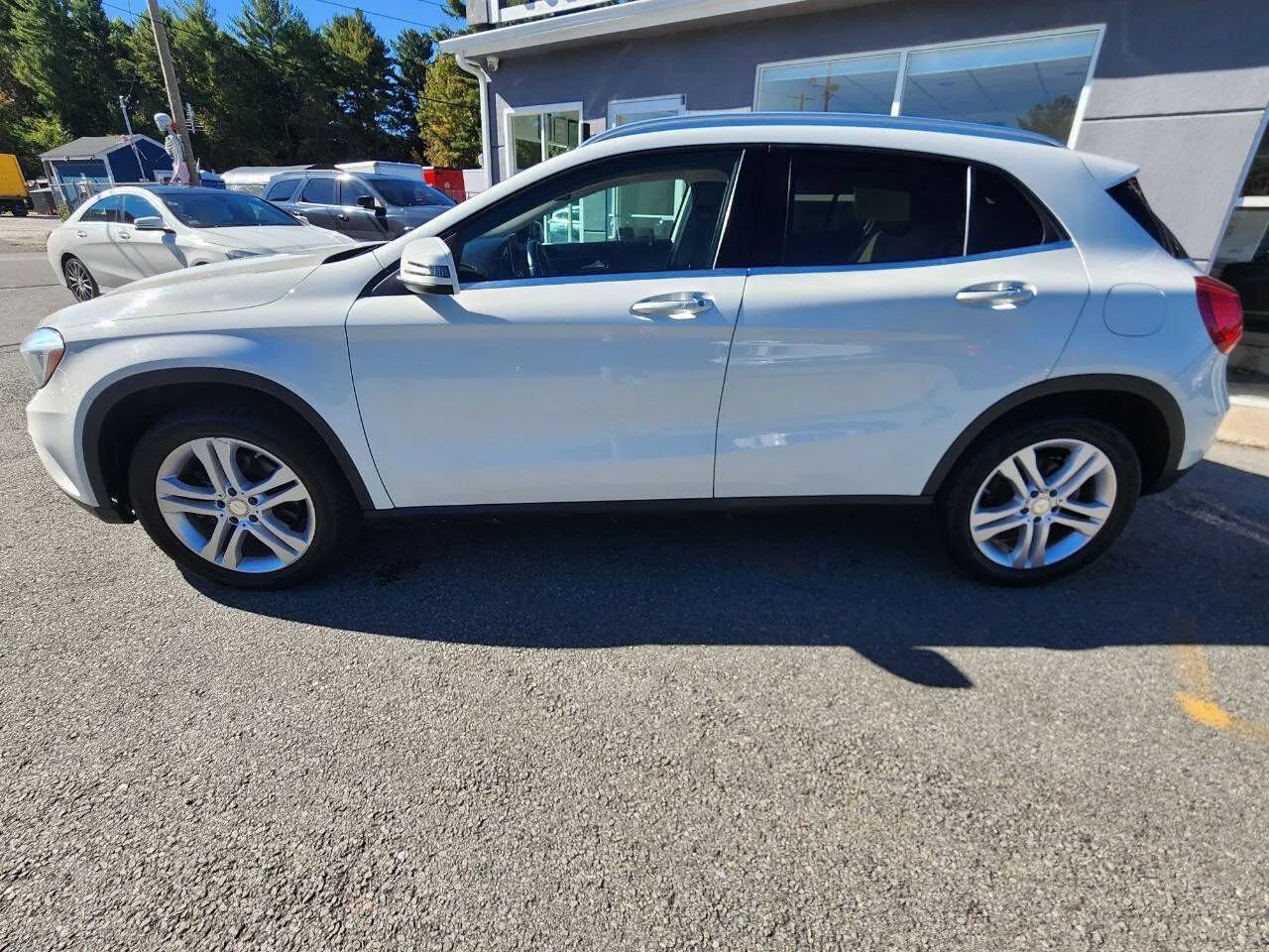 Used 2016 Mercedes-Benz GLA 250 4MATIC image 8