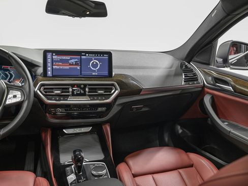 Used 2023 BMW X4 xDrive30i w/ Premium Package image 29