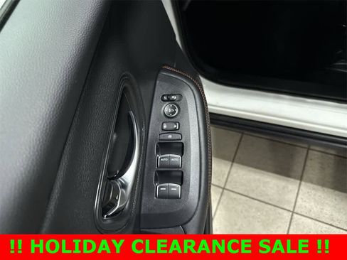 Certified 2025 Honda HR-V Sport image 22