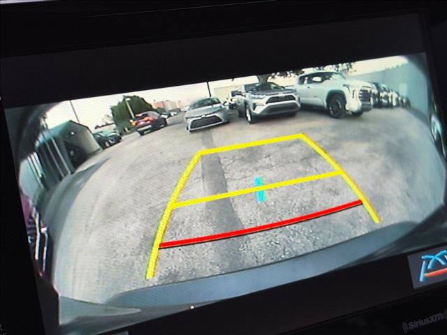 Used 2024 Toyota Camry XLE FWD image 11