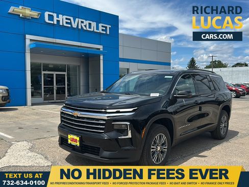 New 2026 Chevrolet Traverse LT w/ LPO, Floor Liner Package AWD/4WD image 1