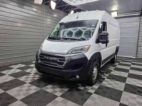 Used 2023 RAM ProMaster 1500 w/ Driver Convenience Group FWD image 1