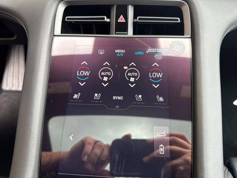 New 2025 Porsche Taycan 4S image 26