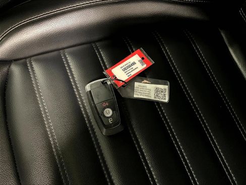 Used 2023 Ford Edge SEL AWD/4WD image 30