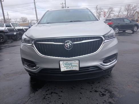 Used 2020 Buick Enclave Premium w/ Surround and Sites Package AWD/4WD image 2
