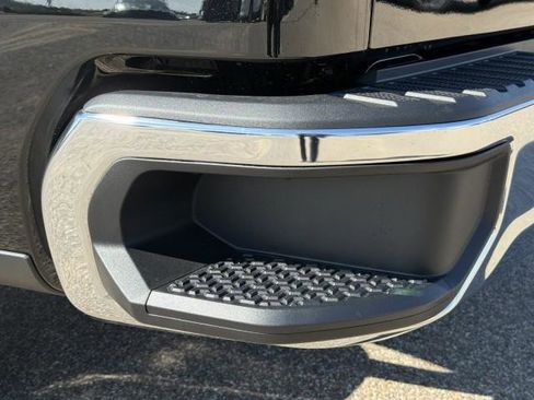New 2026 Chevrolet Silverado 1500 LT image 17