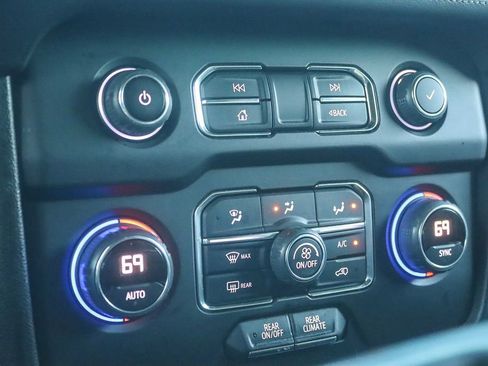 Certified 2022 Chevrolet Suburban LS image 29