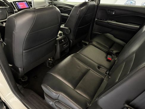 Used 2018 Honda Pilot EX-L image 19