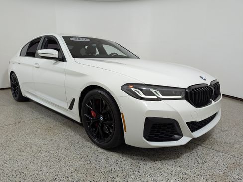Used 2023 BMW 540i w/ M Sport Package RWD image 1