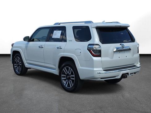 Used 2014 Toyota 4Runner Limited AWD/4WD image 9