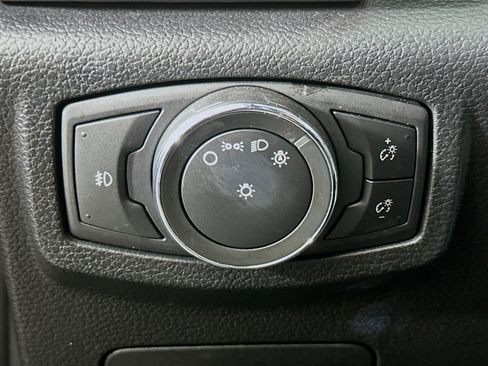 Used 2021 Ford Expedition XLT image 17