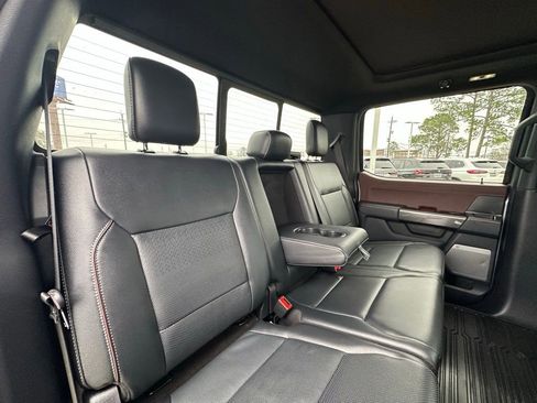 Used 2023 Ford F150 Lariat w/ Equipment Group 502A High image 26