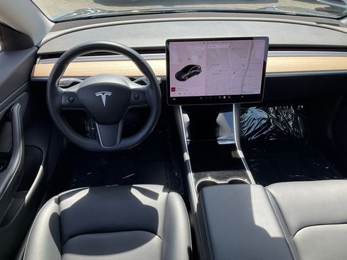 Used 2018 Tesla Model 3 Long Range image 32