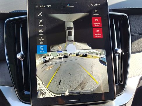 New 2026 Volvo XC90 B6 Ultra image 20