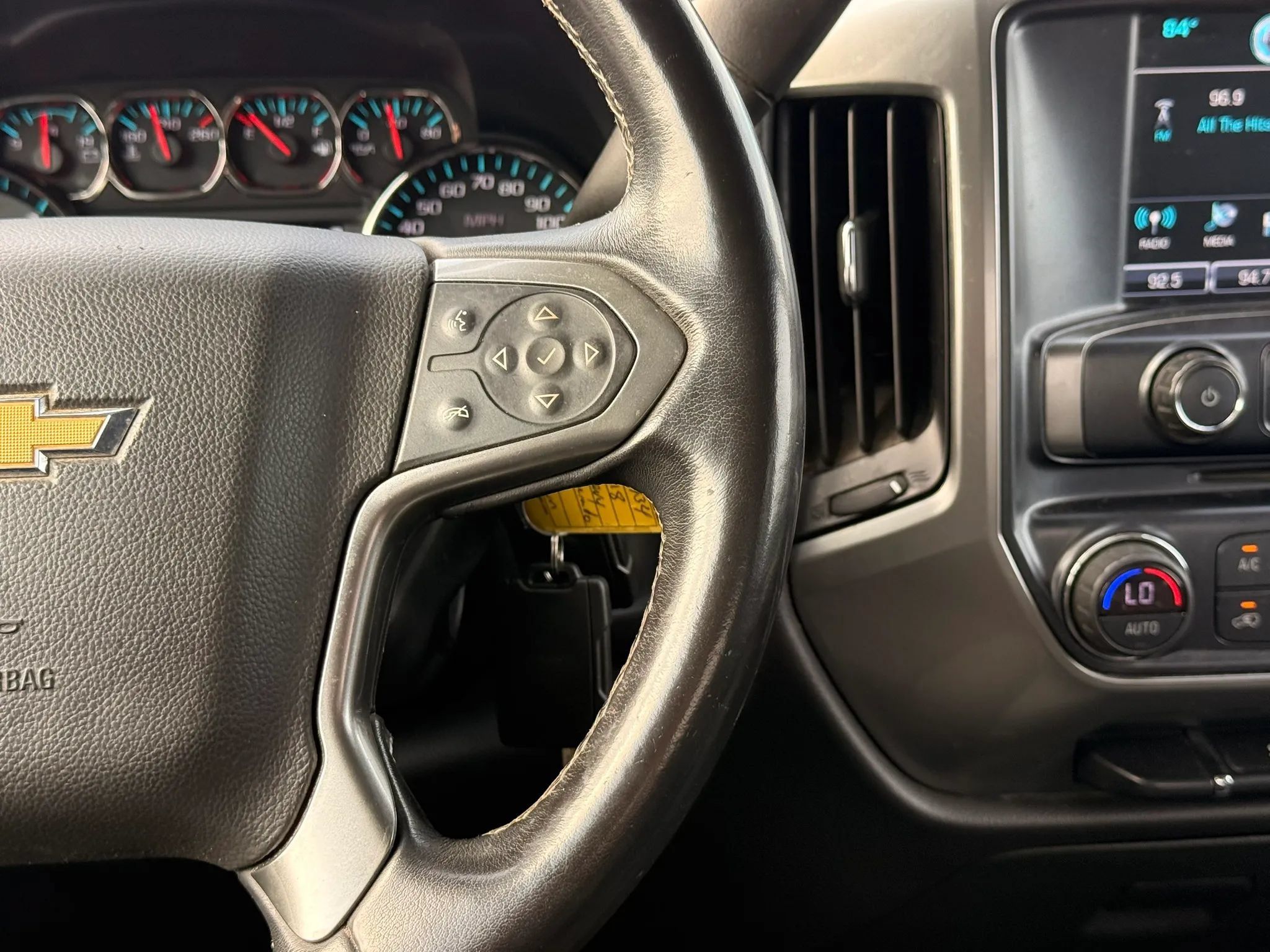 Used 2018 Chevrolet Silverado 1500 LT w/ All Star Edition AWD/4WD image 18