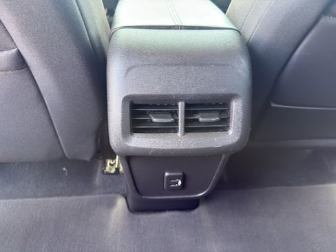 Used 2019 GMC Terrain SLE w/ LPO, Floor Liner Package FWD image 31