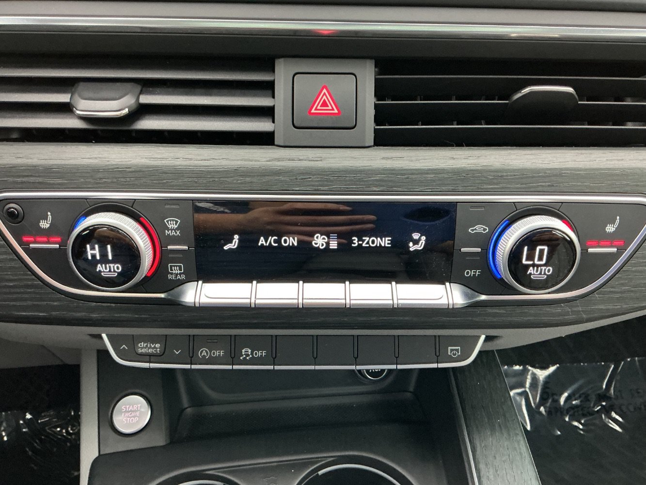 Used 2018 Audi A4 2.0T Premium AWD/4WD image 36